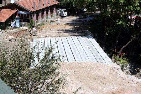 Saitabat Köyü Yeni Köprüye Kavuşuyor