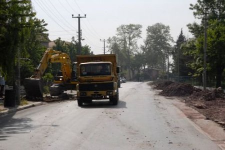 Sakarya Büyükşehir Belediyesi Kavşak Düzenlemesiyle Trafiği Rahatlatmaya Çalışacak