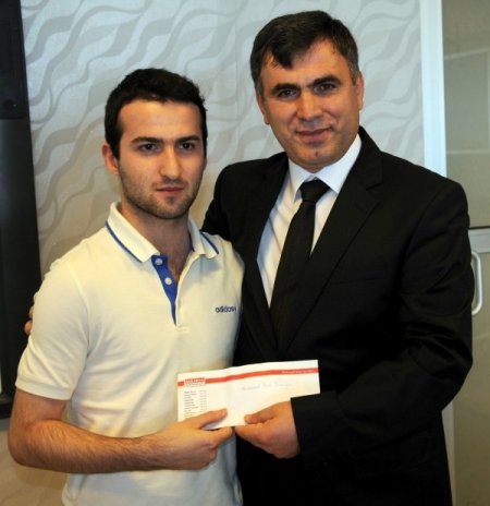 Sakarya Dershanesi, Ygs'de Derece Alan Öğrencileri Ödüllendirdi