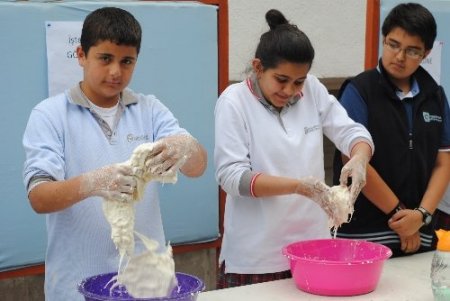 Sakarya İlköğretim 'Akıl ve Çocuk Oyunları Şöleni' düzenledi