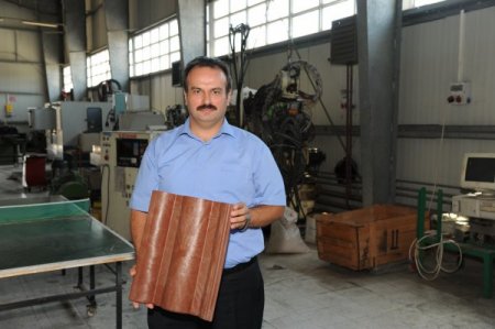 Sakarya Üniversitesi, Depremin Etkisini Azaltan Kiremit Geliştirdi
