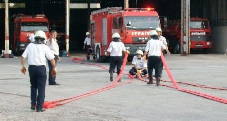 Sakarya'da İtfaiyecilere Her Gün Eğitim Veriliyor
