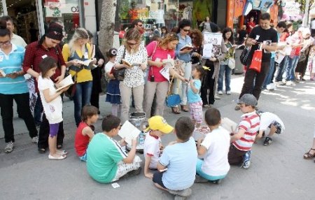 Sakarya'da kitap okuma etkinliği düzenlendi