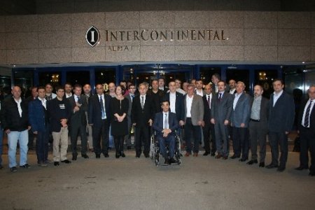 Sakaryalı işadamları Kazakistan’daki Türk üniversitesine hayran kaldı