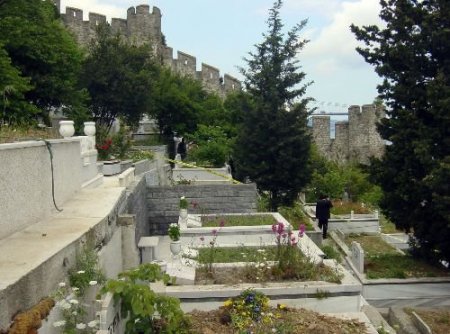 Saldırgan Polisten Önce Bıçakla Vatandaşlara Saldırmış