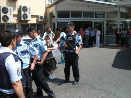 Saldırganların Kaldırıldığı Hastane Geniş Güvenlik Önlemi
