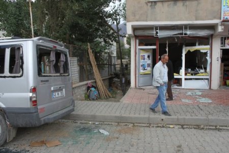 Saldırı sonrası ilçeden görüntüler