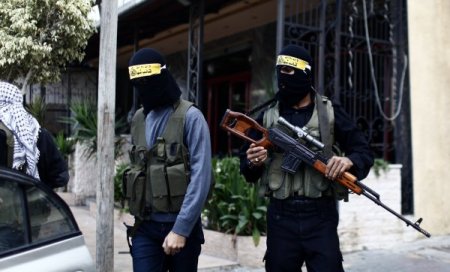 Saldırılar sona erdi, halk yıkıntılar arasından eşyalarını topladı