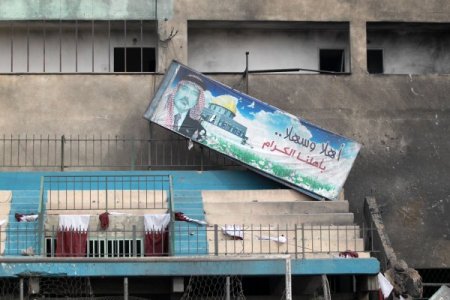 Saldırılar sona erdi, halk yıkıntılar arasından eşyalarını topladı