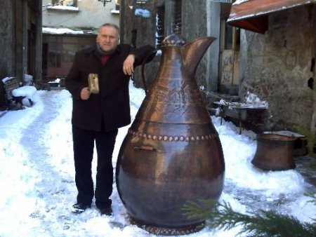 Salep Kazanının Üzerine Fatih Sultan Mehmet'in Portresini İşledi