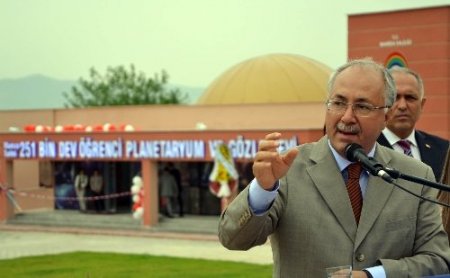 Salihli 251 Bin Dev Öğrenci Planetaryum ve Gözlemevi açıldı