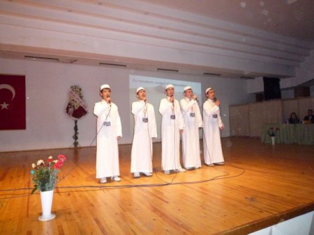 Salihli İmam Hatip Lisesi, 'Arapça Musiki' Yarışmasında Bölge Birincisi Oldu