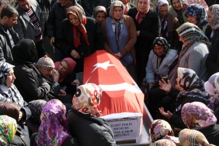 Şalpazarı şehidini gözyaşlarıyla uğurladı