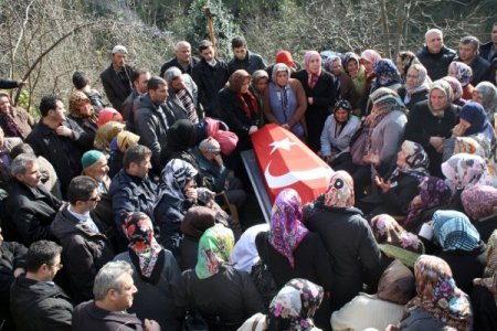 Şalpazarı şehidini gözyaşlarıyla uğurladı
