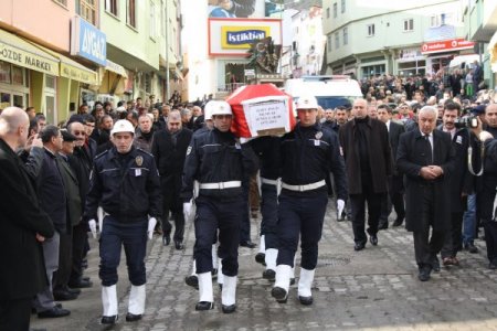 Şalpazarı şehidini gözyaşlarıyla uğurladı