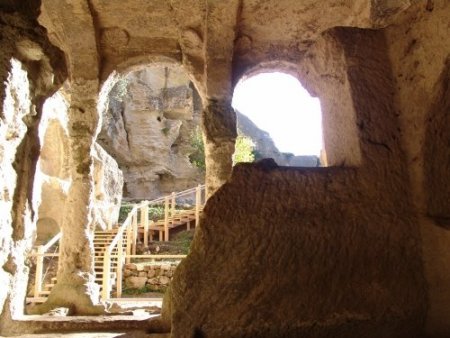Samandağ kumsallarında deniz sezonu açıldı