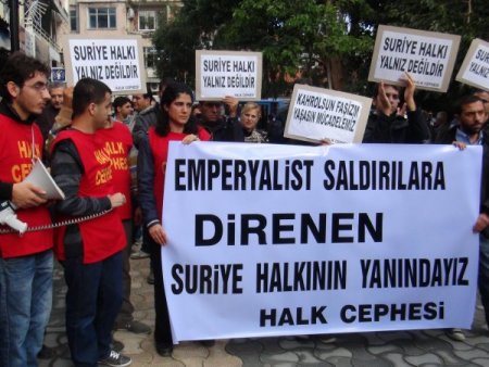 Samandağ’da Suriye’ye destek gösterisi olaysız bitti