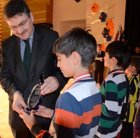 Samanyolu, matematik şampiyonları ödüllerini aldı