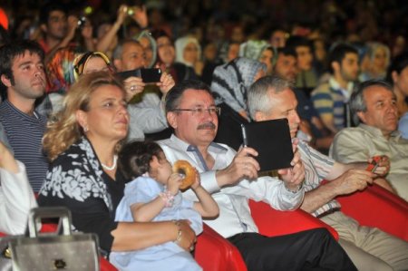 Sami Yusuf, Gençlik Parkı'nda Başkentlilerle Buluştu