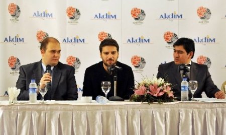 Sami Yusuf: Konserin benim adımla anılmasından rahatsızım