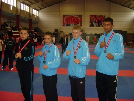 Şampiyon sporcular Mamak'tan