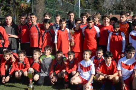 Şampiyonluğu kaçırınca ağlayan yıldızları, müdürleri teselli etti