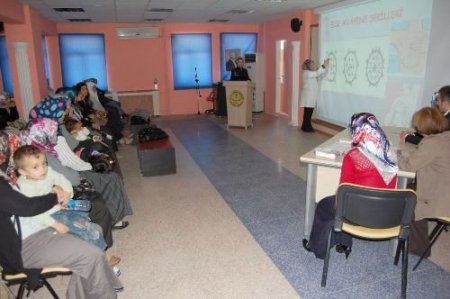 Samsatlı Kadınlar Kanser Hakkında Bilgilendirildi