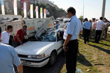 Samsun-ordu Karayolunda Zincirleme Trafik Kazası