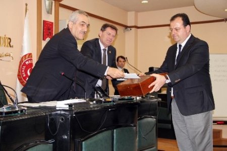 Samsun'da il encümeni ve ihtisas komisyonları seçimleri gerçekleştirildi