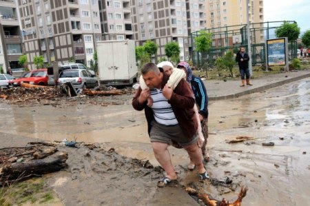 Samsun'da Sel Felaketi: En Az 3 Kişi Öldü