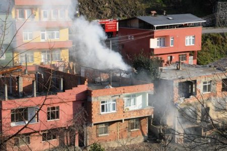 Samsun'da selzede aileyi önce sel, şimdi de yangın vurdu