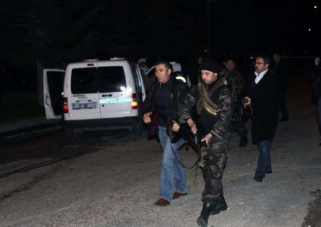 Samsun'da Silahlı Saldırıda 2 Polis Şehit Oldu, Bir Vatandaş Yaralandı