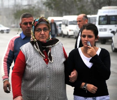 Samsun'daki göçükte 5 ölü 11 yaralıya ulaşıldı, toprak altında işçiler var