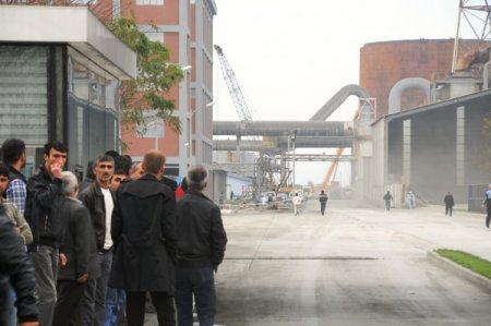 Samsun'daki göçükte 5 ölü 11 yaralıya ulaşıldı, toprak altında işçiler var