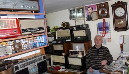 Samsunlu Antikacı, 58 Yılda Biriktirdiği Eşyalara Paha Biçemiyor