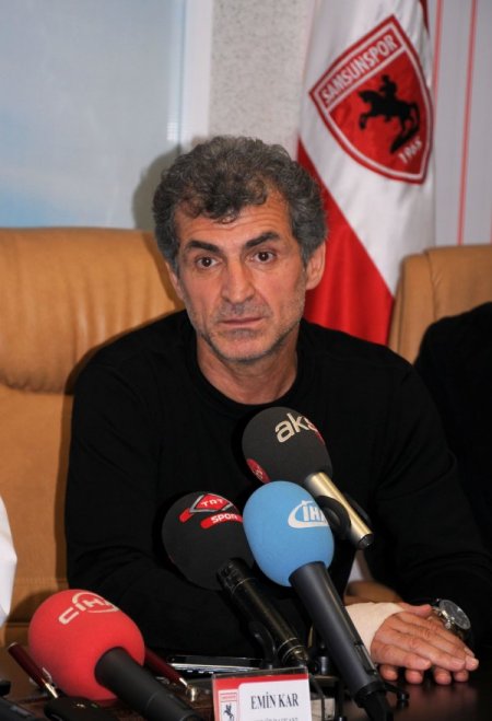 Samsunspor'da 12 maçta 9 beraberlik istifa getirdi