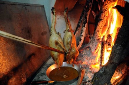 Samsun'un Meşhur Yemeği Tirit'i Vezirköprülüler Hayır İşinde Kullanıyor