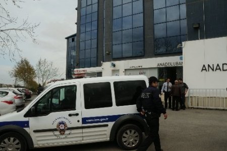 Sanal soyguncular suçüstü yakalandı