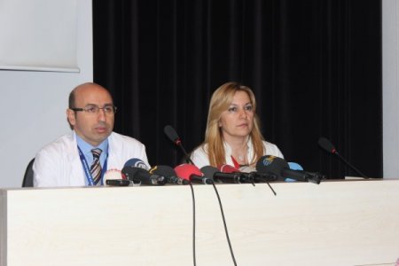 Sanatçı Özbeğen’in doktoru: Tedaviye yanıt verirse uyandıracağız