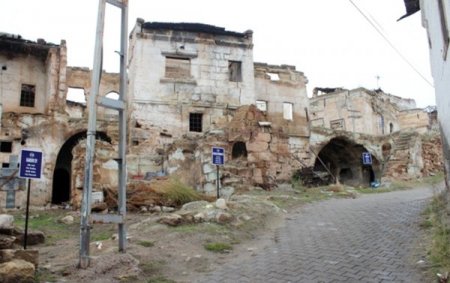 Sanatçılar Mahallesi'ndeki evler restore edilecek