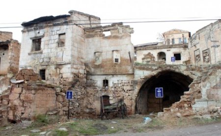 Sanatçılar Mahallesi'ndeki evler restore edilecek