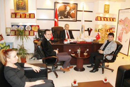 Sanatçılar’dan başkan Demirtaş’a ziyaret