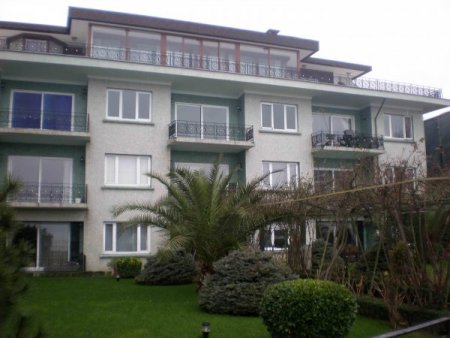 Sanatçının Kasasını Komidinde Saklanan Anahtarla Soymuşlar