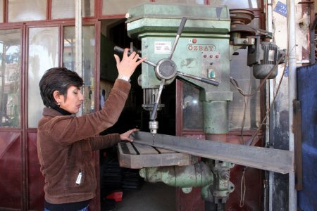 Sanayide demir ustası, evininin ise hanımı (Özel)