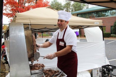 Sandy mağdurları için kermes düzenlediler