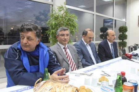 Sanica Boru Elazığspor'dan basın mensuplarına yemek