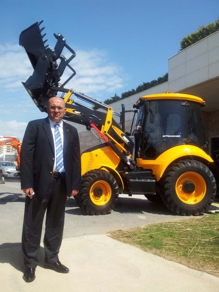 Sanko, iş makinelerini Antalya’da görücüye çıkardı