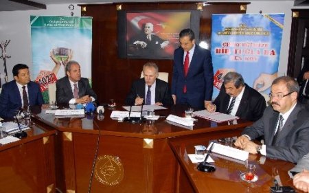 Sanko, İslahiye'ye İmam Hatip Lisesi yaptırıyor