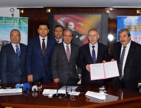 Sanko, İslahiye'ye İmam Hatip Lisesi yaptırıyor