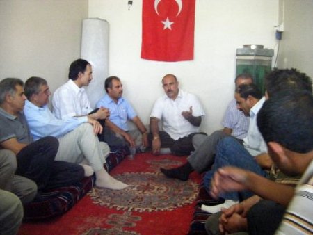 Şanlıurfa Ak Parti İl Teşkilatı Referandumu Muhtarların Desteğiyle Anlatacak